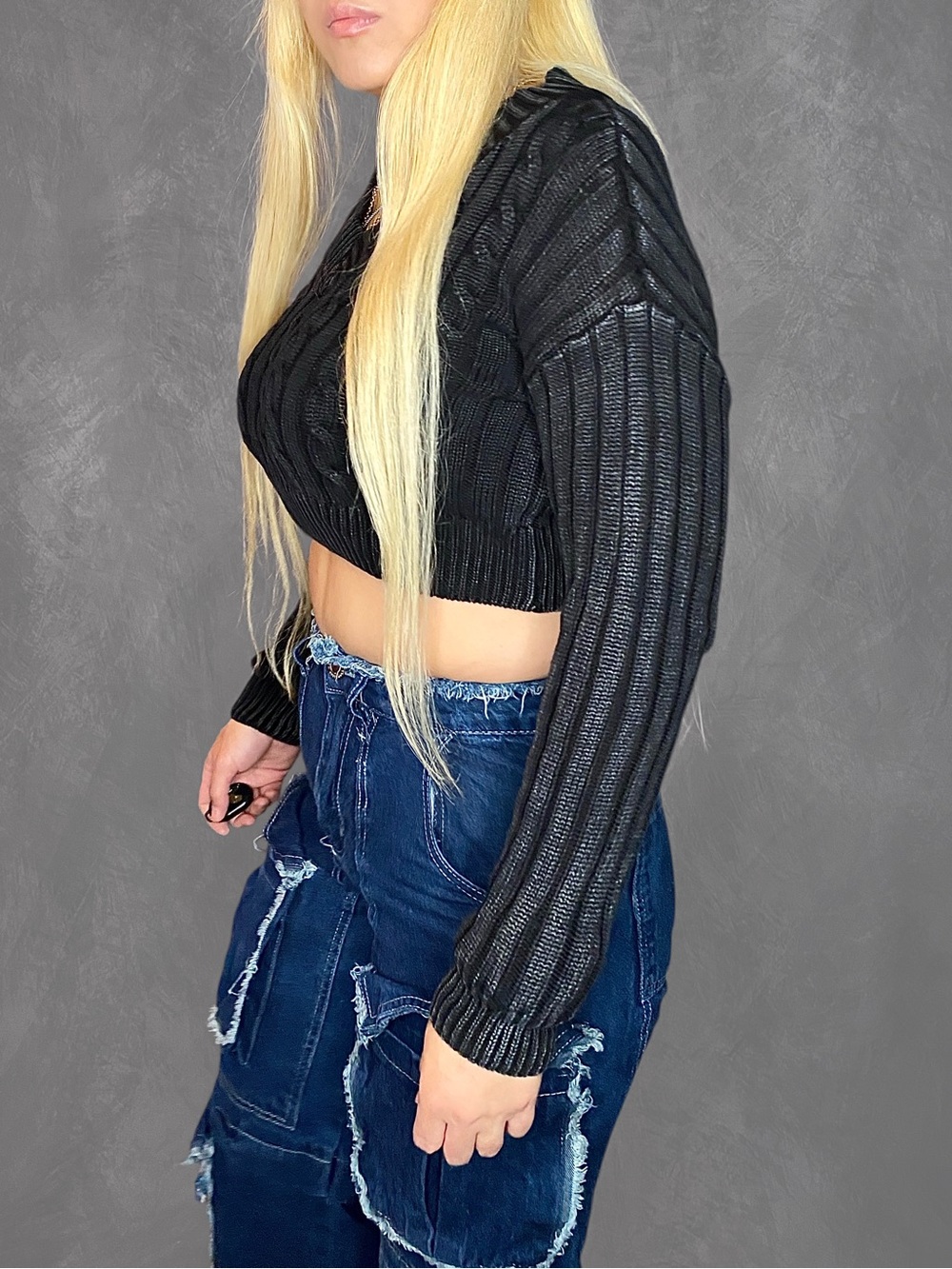 Madden NYC Black Basic Cable Knit Cropped V-Neck Sweater Grunge Goth Y2K